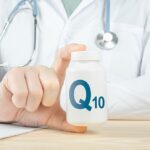 Jak zapobiegać tworzeniu się tłuszczu na twarzy?